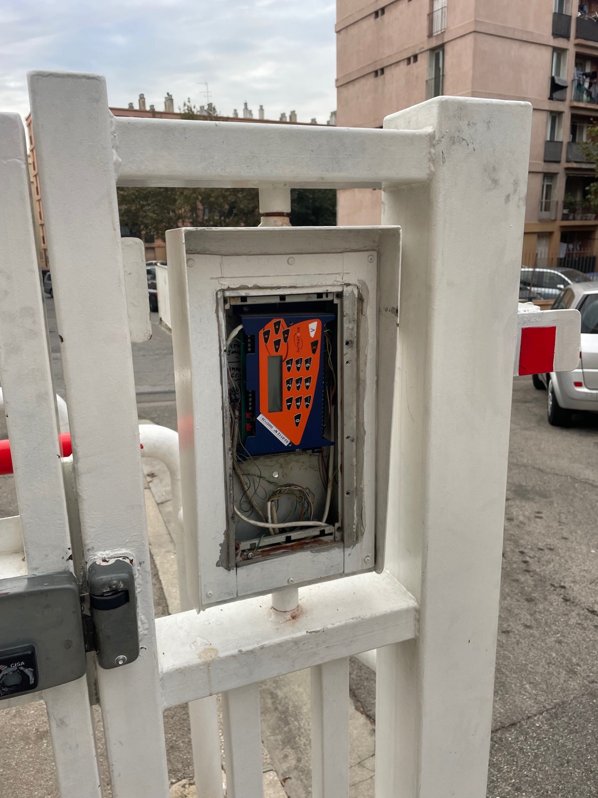 dépannage centrale de gestion intratone en temps réel 2 portes 1000 noms as13