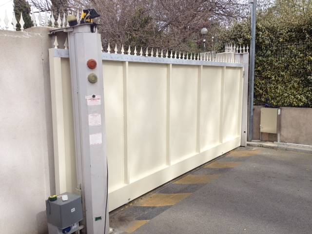 fabriquant portail coulissant thermolaquage marseille aubagne cassis