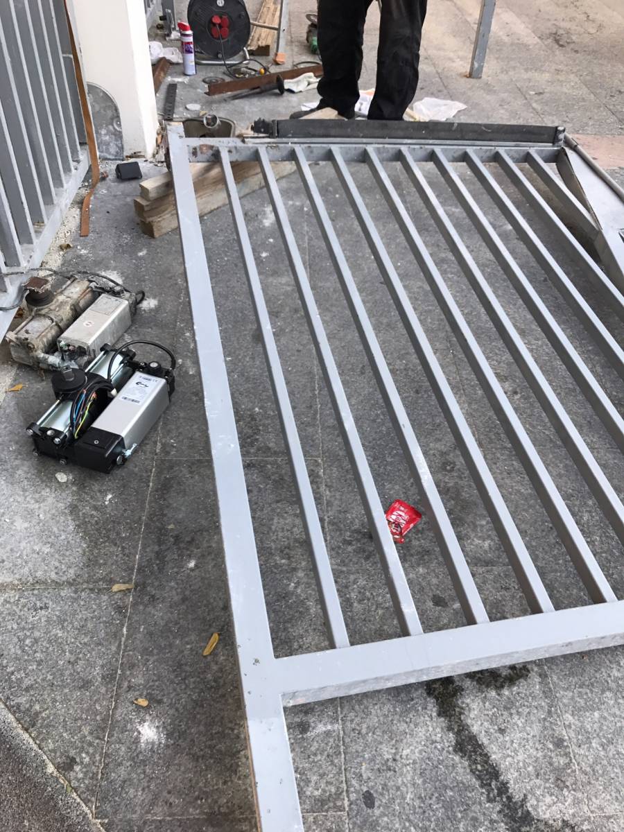 Réparation ouvre-portail encastré portail battant Marseille