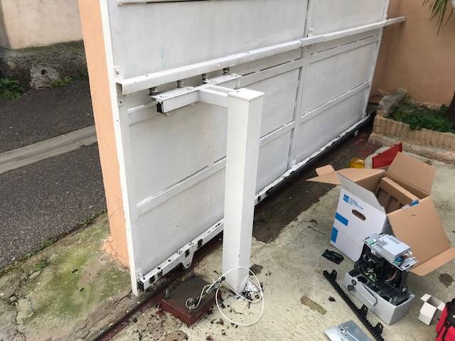 Remplacement moteur Came pour portail coulissant Ensuès la Redonne par AS13