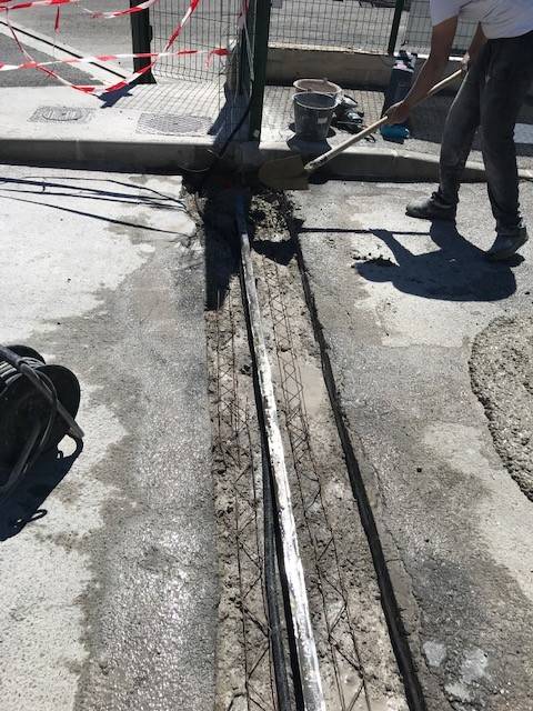 Réalisation travaux de maçonnerie longrine béton pour portail coulissant électrique sur Plan de Campagne Cabriès par Automatisations Services