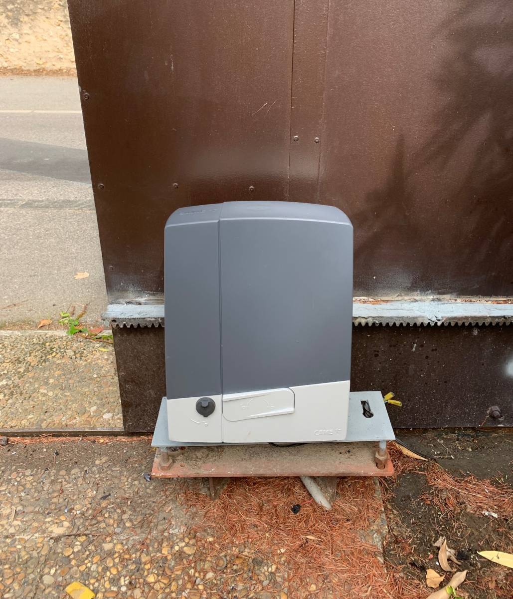 moteur en panne sur portail coulissant came près de Marseille
