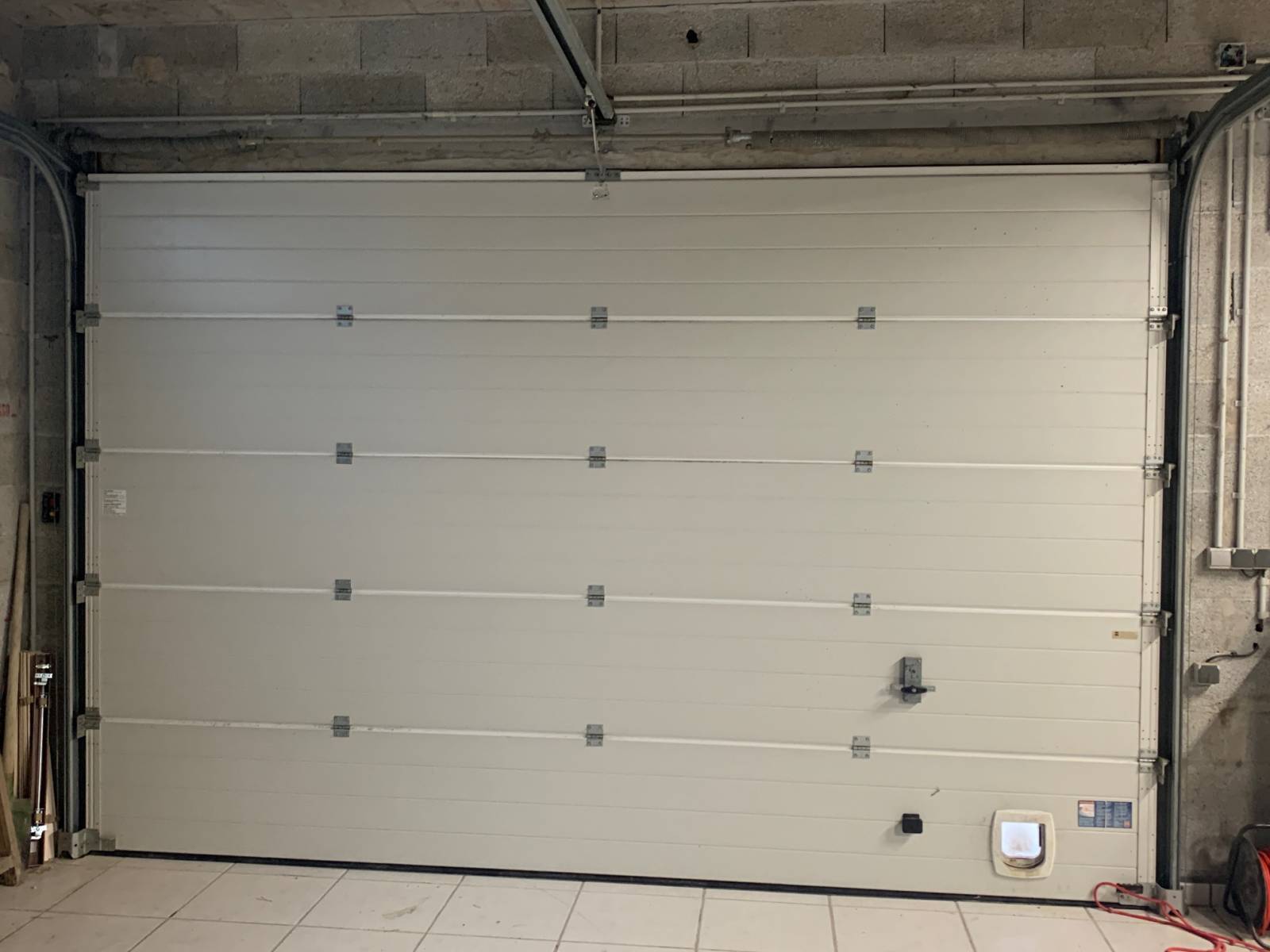 Automatisations Services réparateur spécialisé dans les portes sectionnelles motorisées HORMANN entre Aix en Provence et Marseille