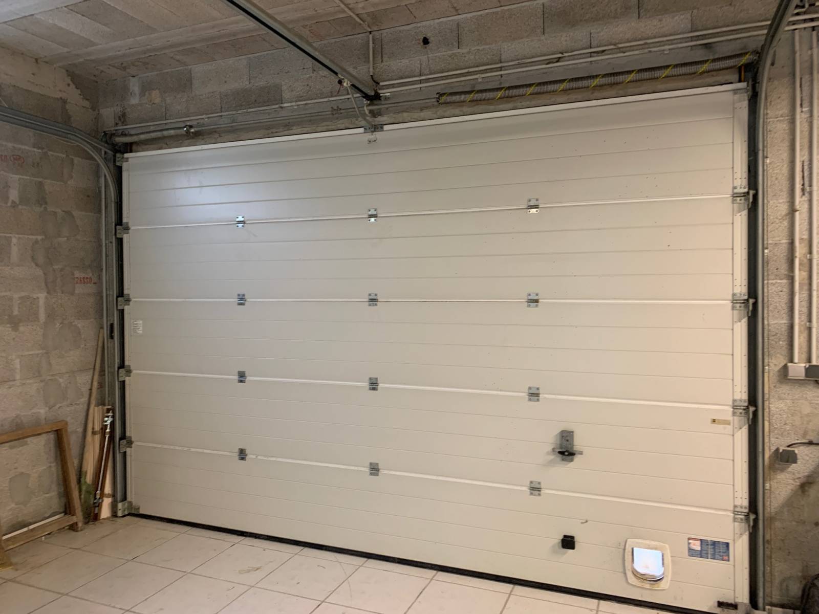 Automatisations Services réparateur spécialisé dans les portes sectionnelles motorisées HORMANN entre Aix en Provence et Marseille