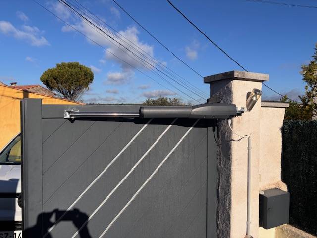 Dépannage de portail automatique aux Pennes-Mirabeau (13170) – Intervention rapide