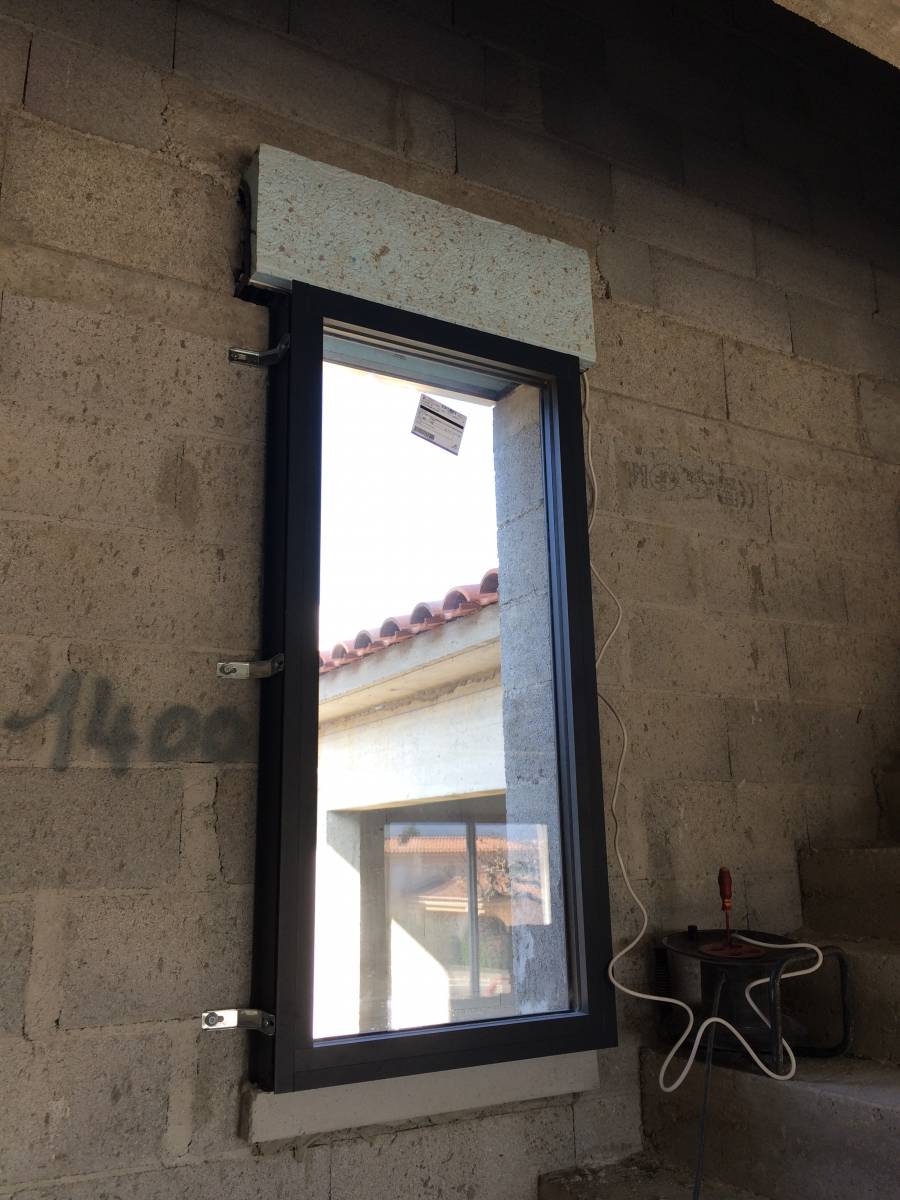VENTE, INSTALLATION ET DEPANNAGE DE MENUISERIES ALU, ACIER, BOIS MARSEILLE et AIX-EN-PROVENCE