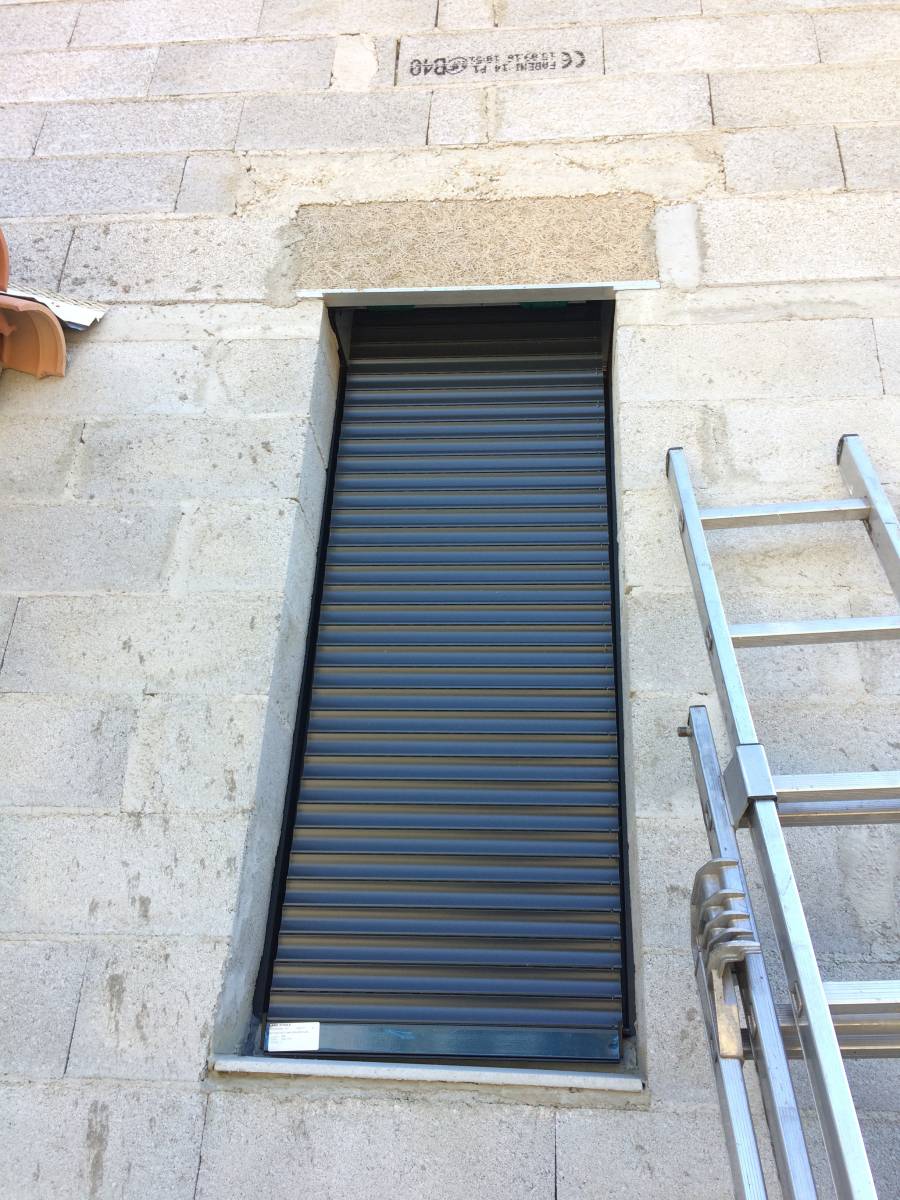 VENTE, INSTALLATION ET DEPANNAGE DE MENUISERIES ALU, ACIER, BOIS MARSEILLE et AIX-EN-PROVENCE
