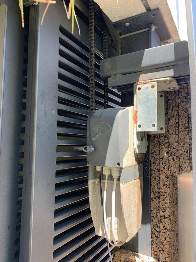 Moteur came cbx solution à appliquer sur portails coulissants, pliants et sectionnels chez Automatisations Services Aix Marseille