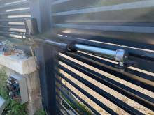 Réparation portail motorisé came remplacement un moteur sur un vantail après accrochage sur celui-ci par un véhicule sur Saint-Antoine 13015 par Automatisations Services