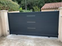 portail coulissant aluminium design gris anthracite insert inox atlantem modèle lee marseille 13013