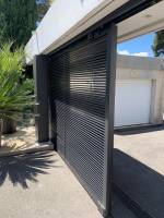 Portail coulissant équipé d'une motorisation CBX came sur marseille 13008